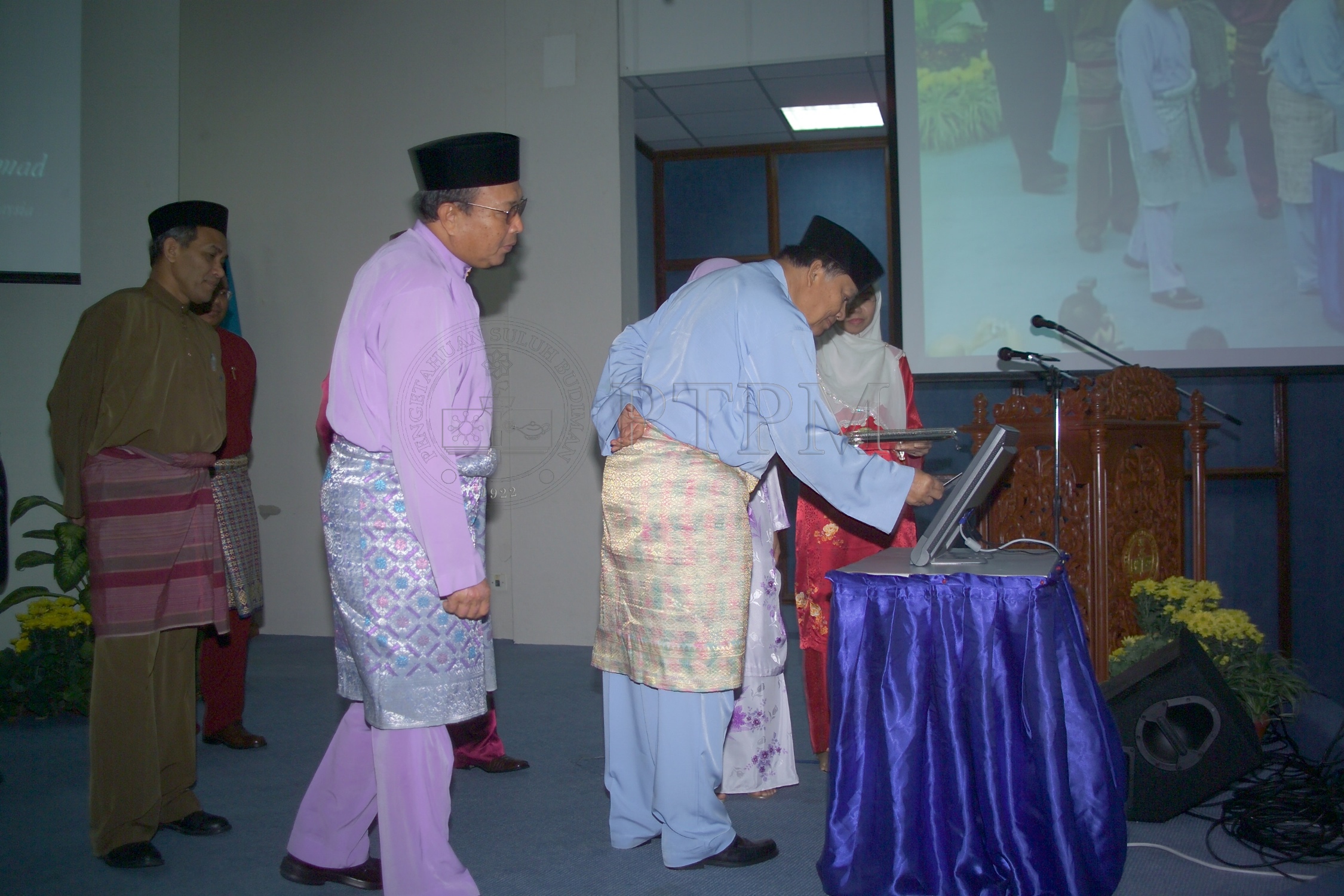 PTPM 04 10 kualiti D8XZ2769